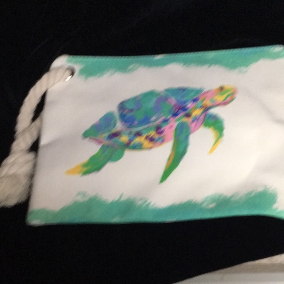 Adorable summer clutch - Picture 1 of 4